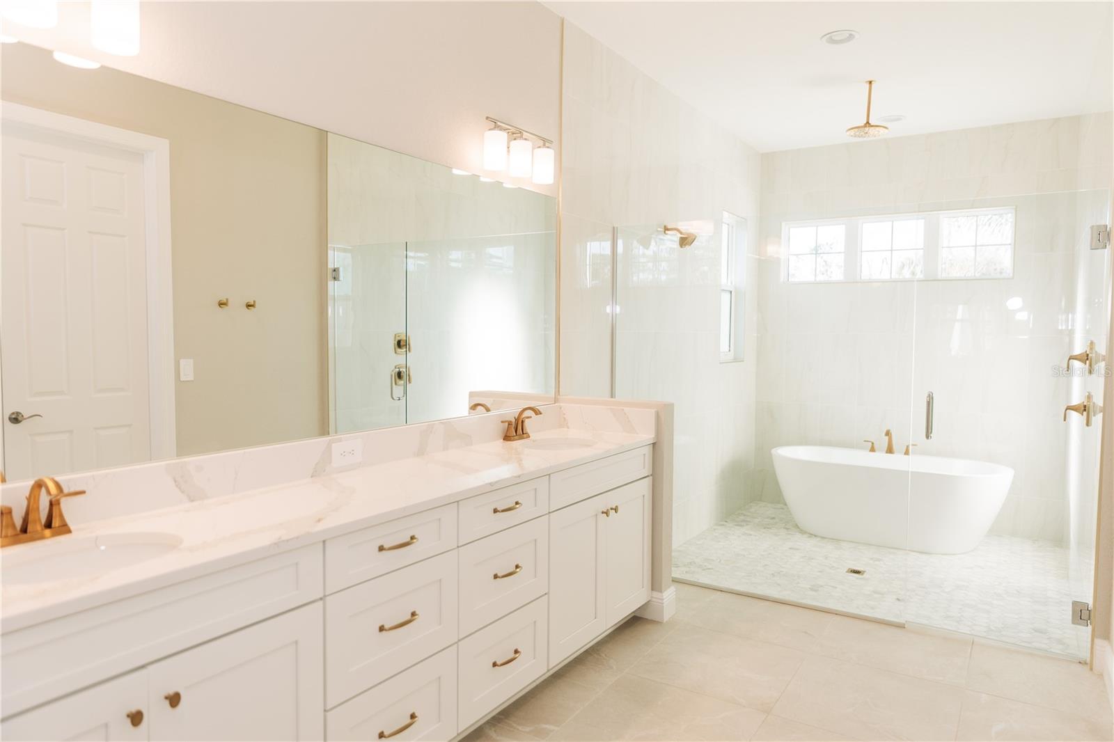 Image 22 of 53 For 1154 Kings Way Drive