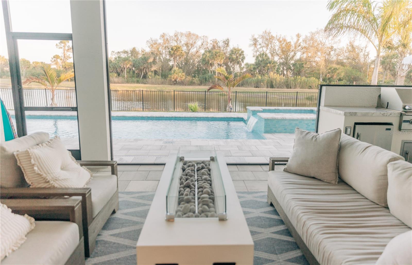 Image 45 of 53 For 1154 Kings Way Drive