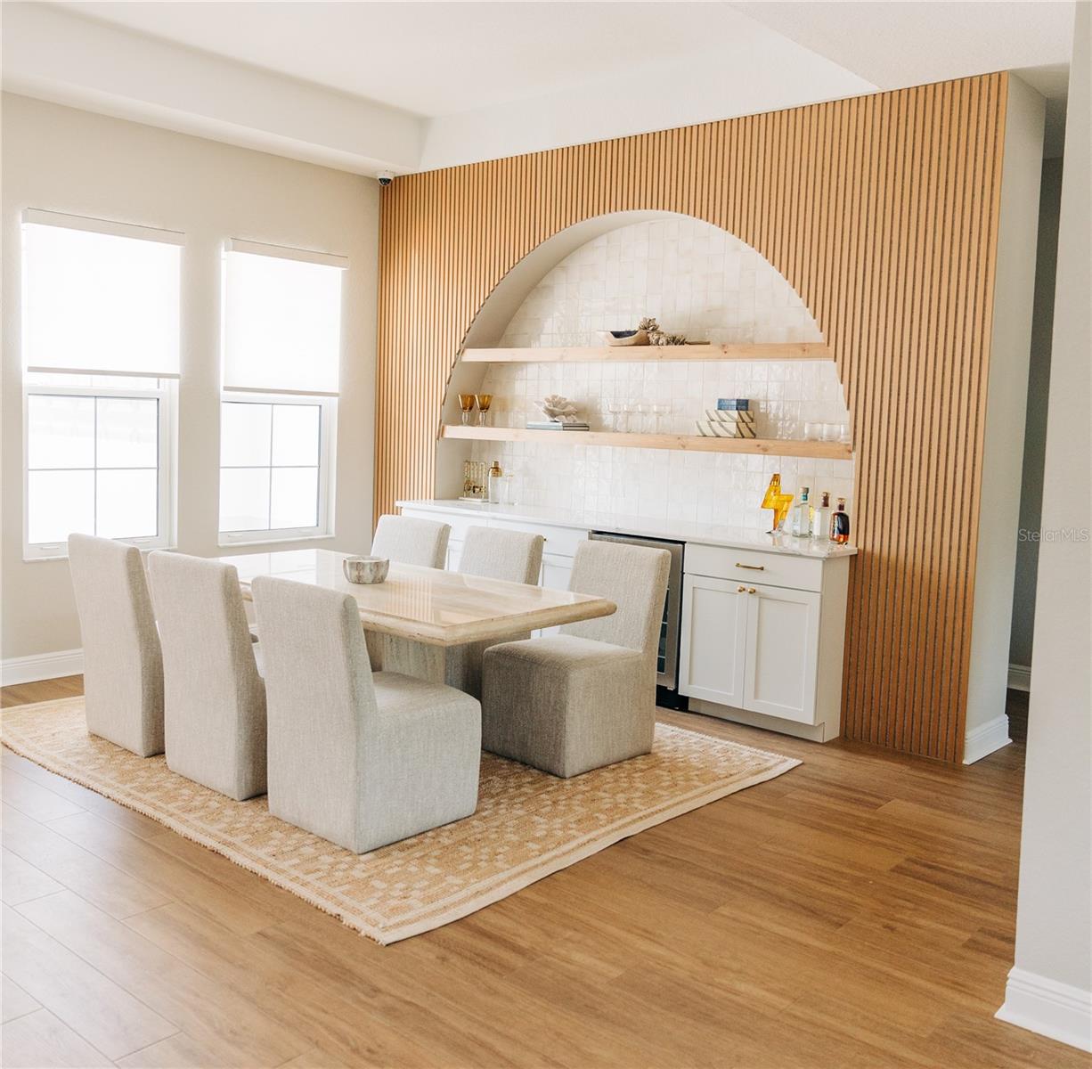 Image 5 of 53 For 1154 Kings Way Drive