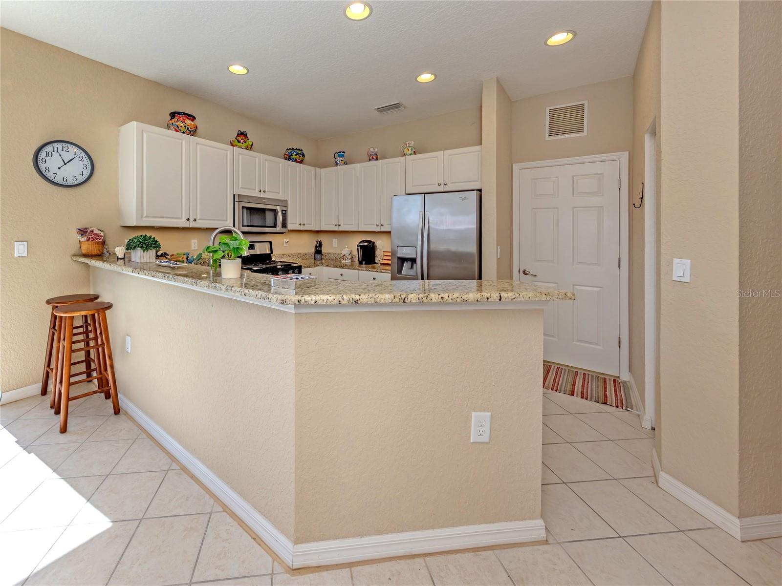 Image 17 of 75 For 254 Mestre Place