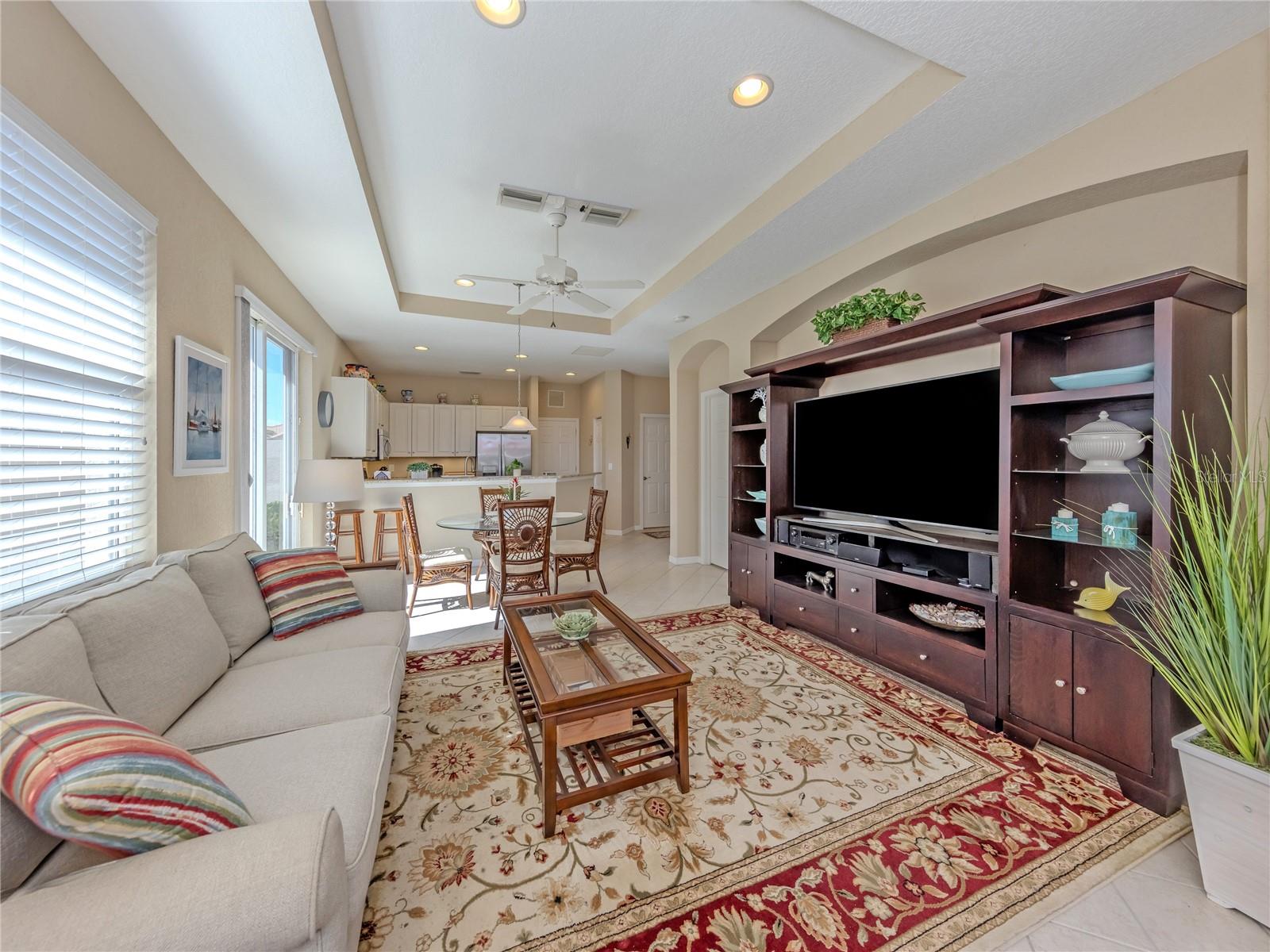 Image 9 of 75 For 254 Mestre Place