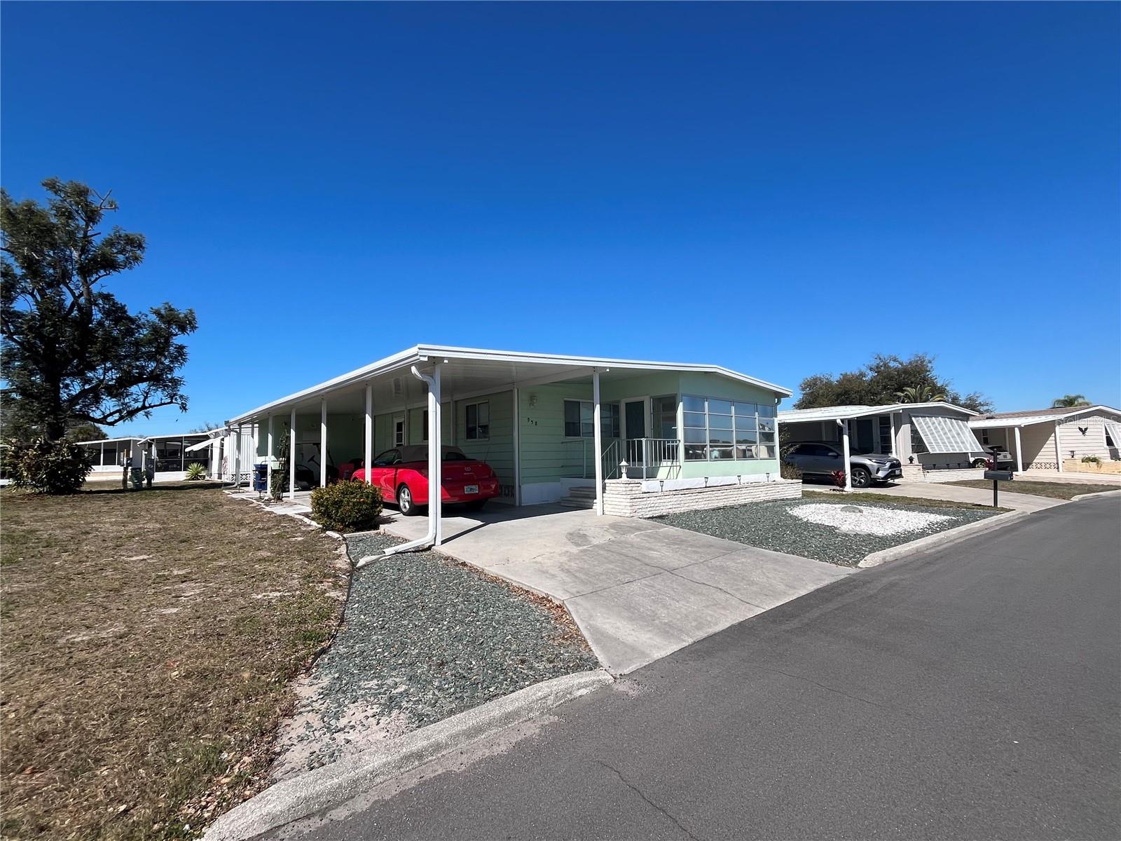 Details for 958 Cortina Boulevard, VENICE, FL 34285