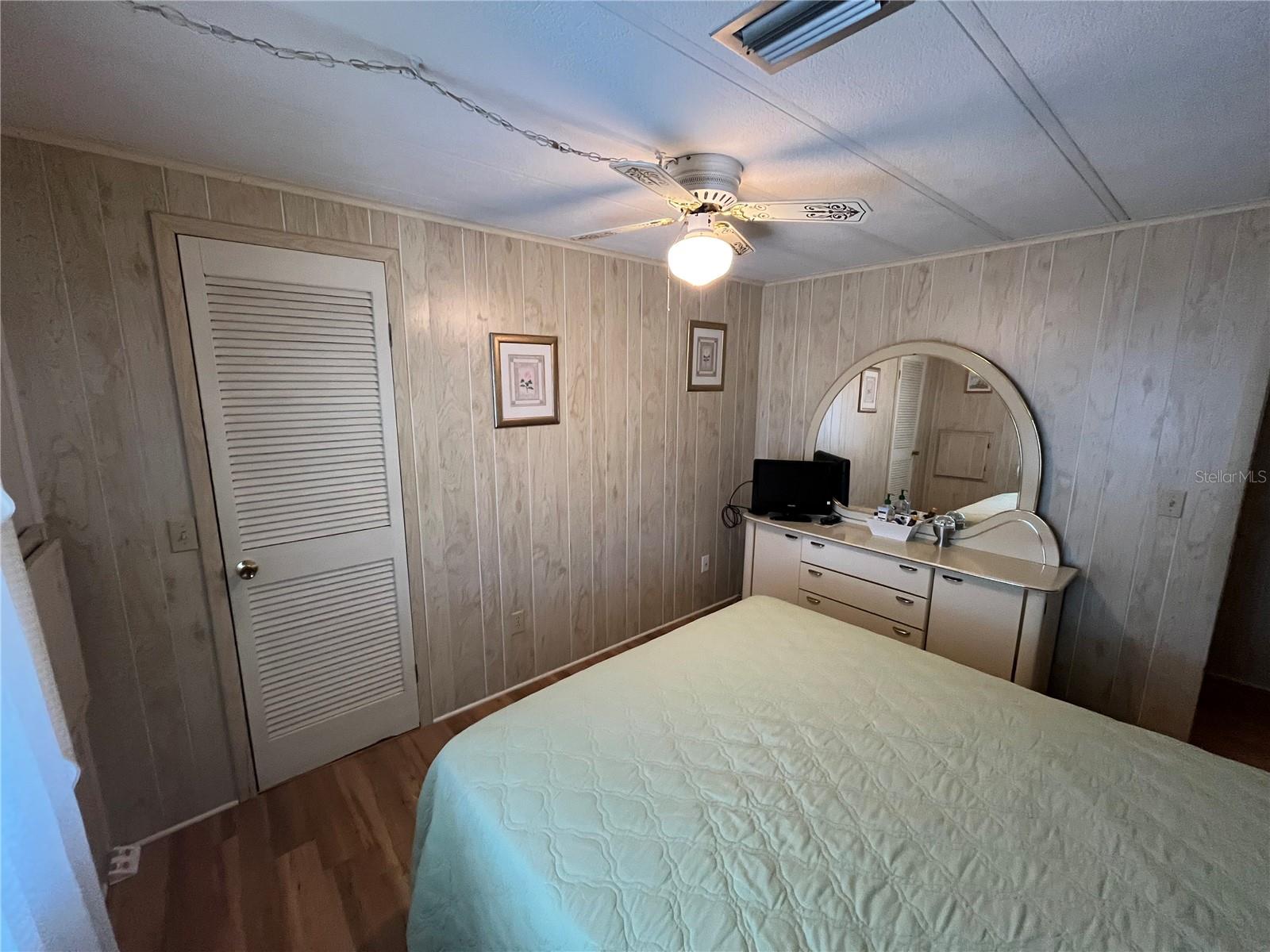 Image 22 of 34 For 958 Cortina Boulevard