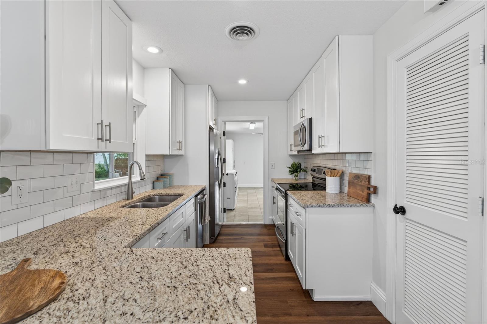 Image 13 of 64 For 1035 Indus Road