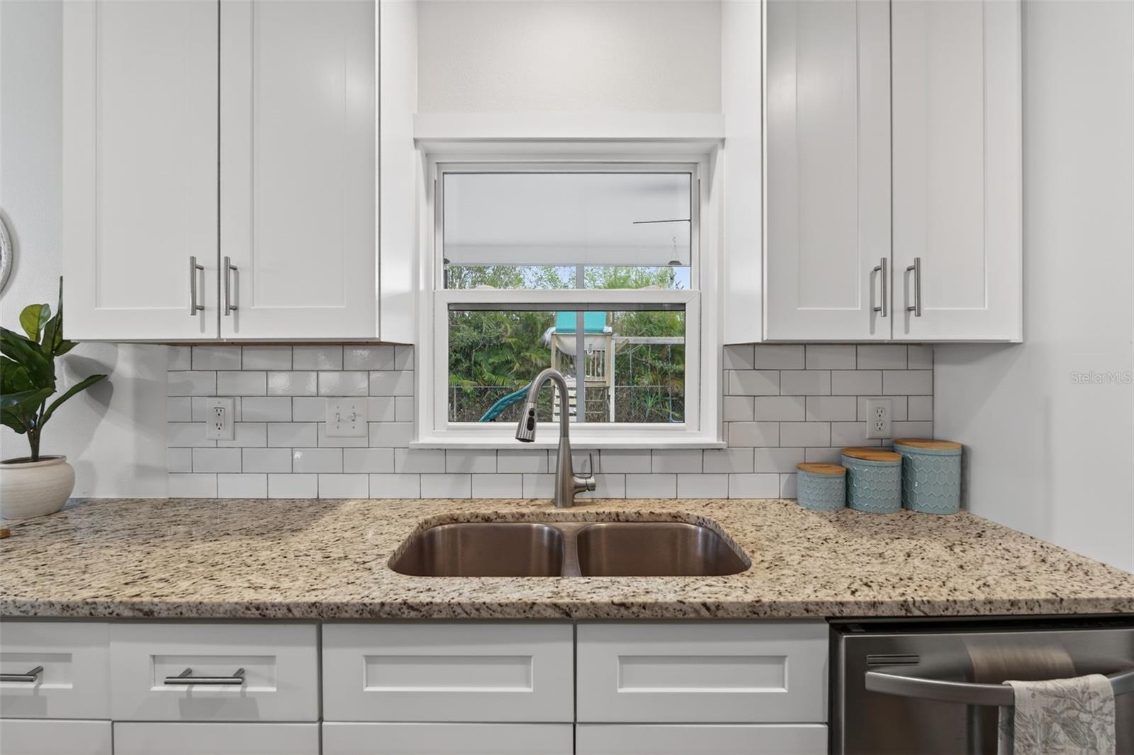 Image 15 of 64 For 1035 Indus Road