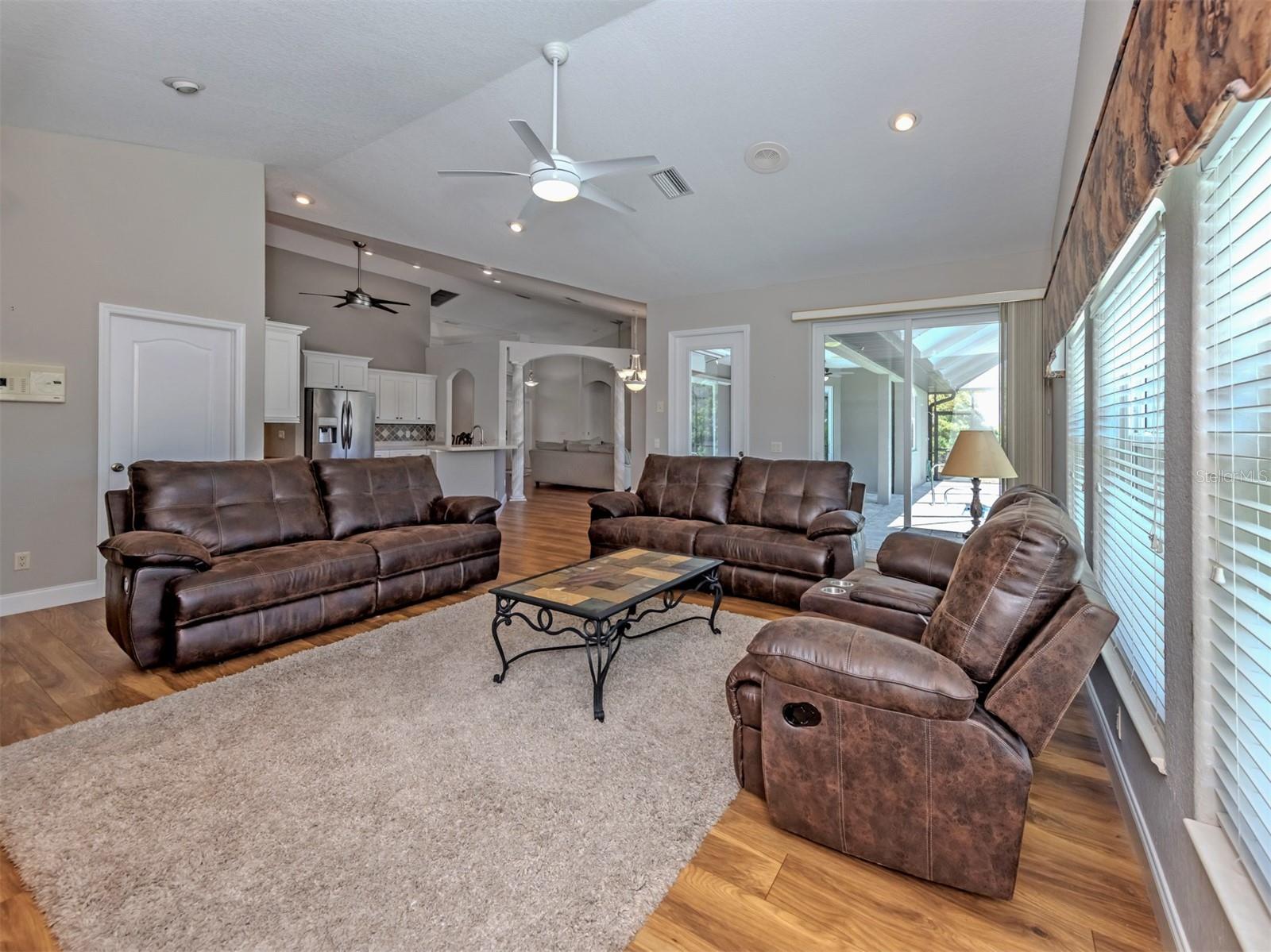 Image 17 of 70 For 1218 Nimbus Drive