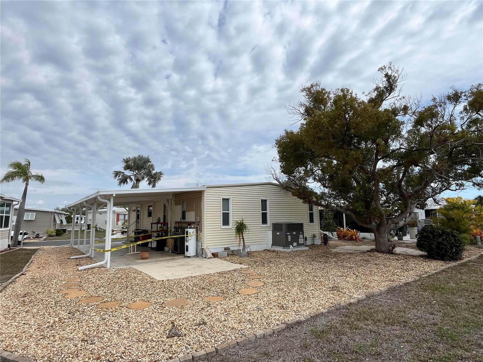 Image 6 of 38 For 873 Baveno Drive