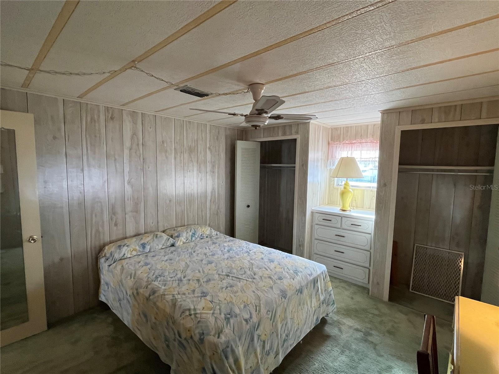 Image 20 of 43 For 807 Jolanda Circle