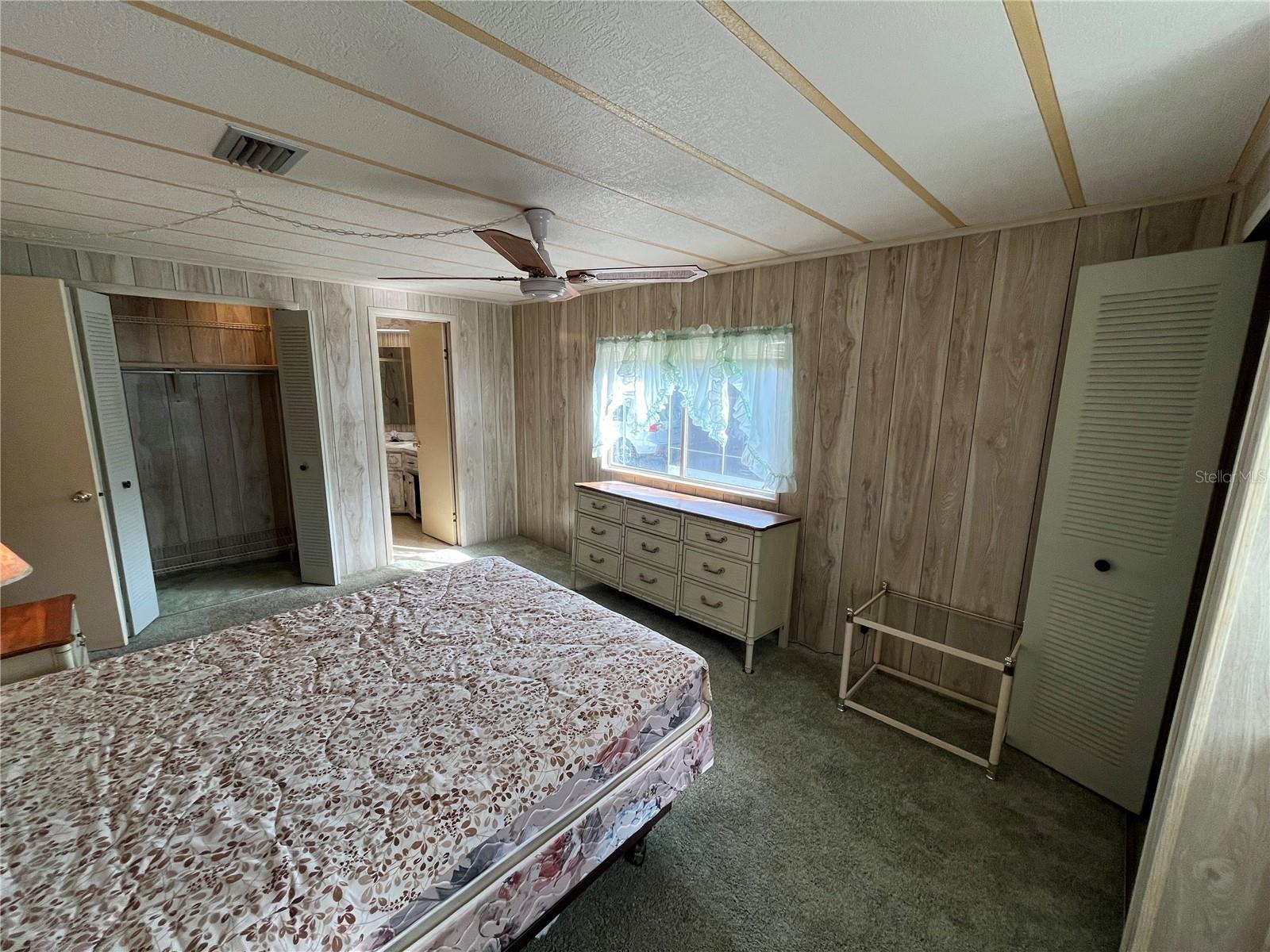 Image 30 of 43 For 807 Jolanda Circle