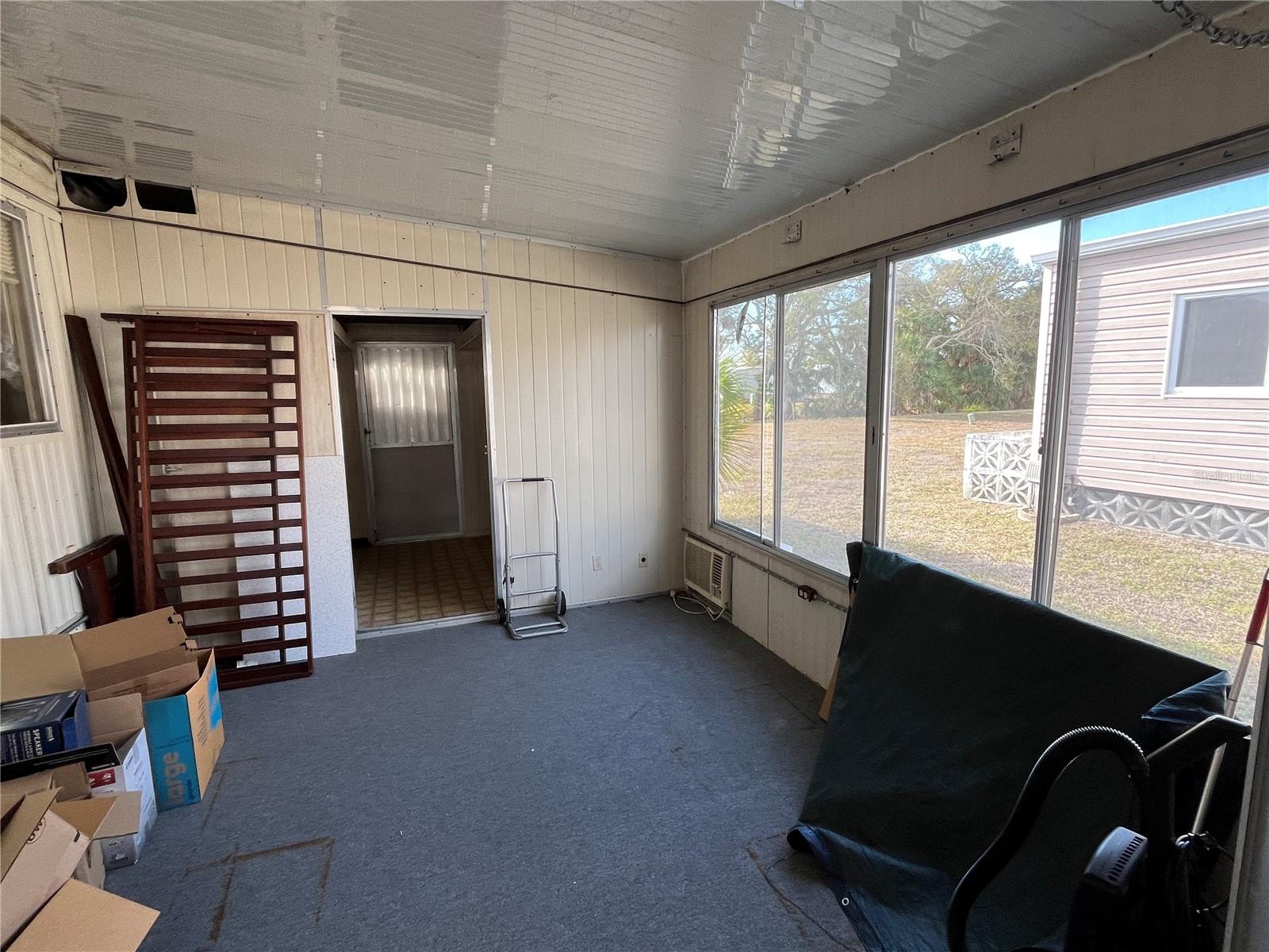 Image 38 of 43 For 807 Jolanda Circle