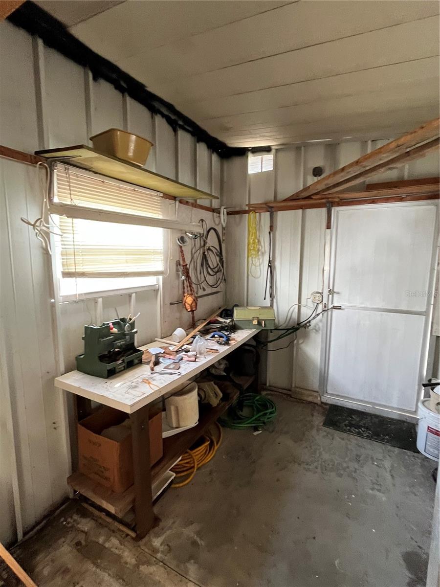 Image 42 of 43 For 807 Jolanda Circle