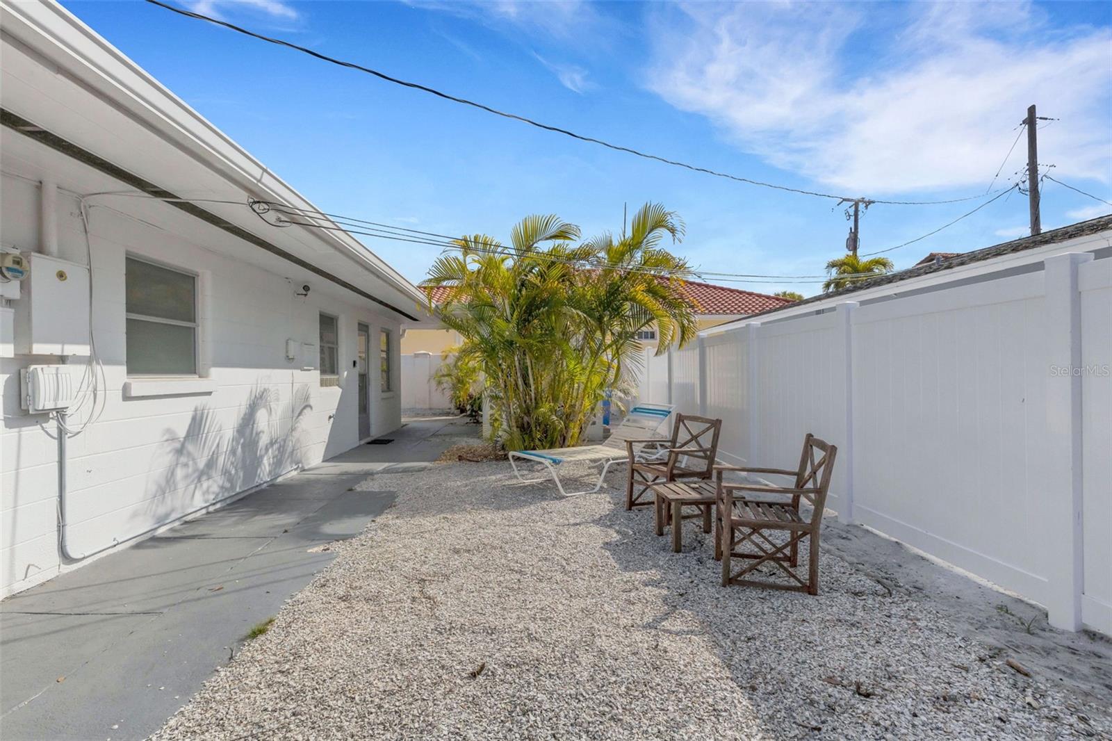 Listing photo id 63 for 533 Granada Avenue 1-3