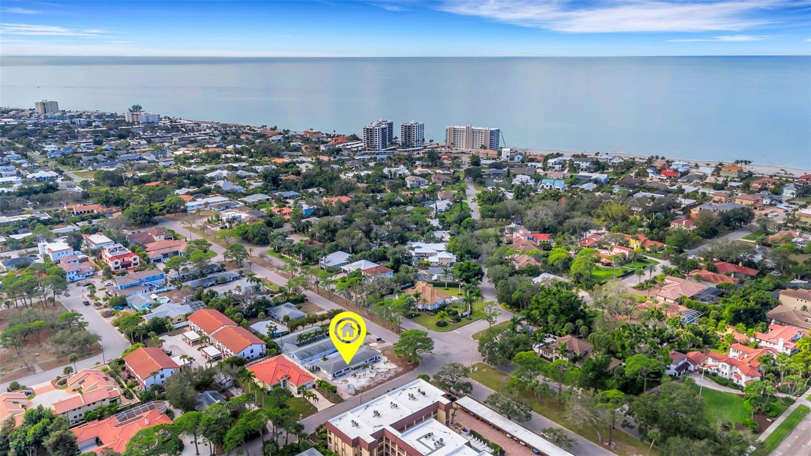 Listing photo id 78 for 533 Granada Avenue 1-3