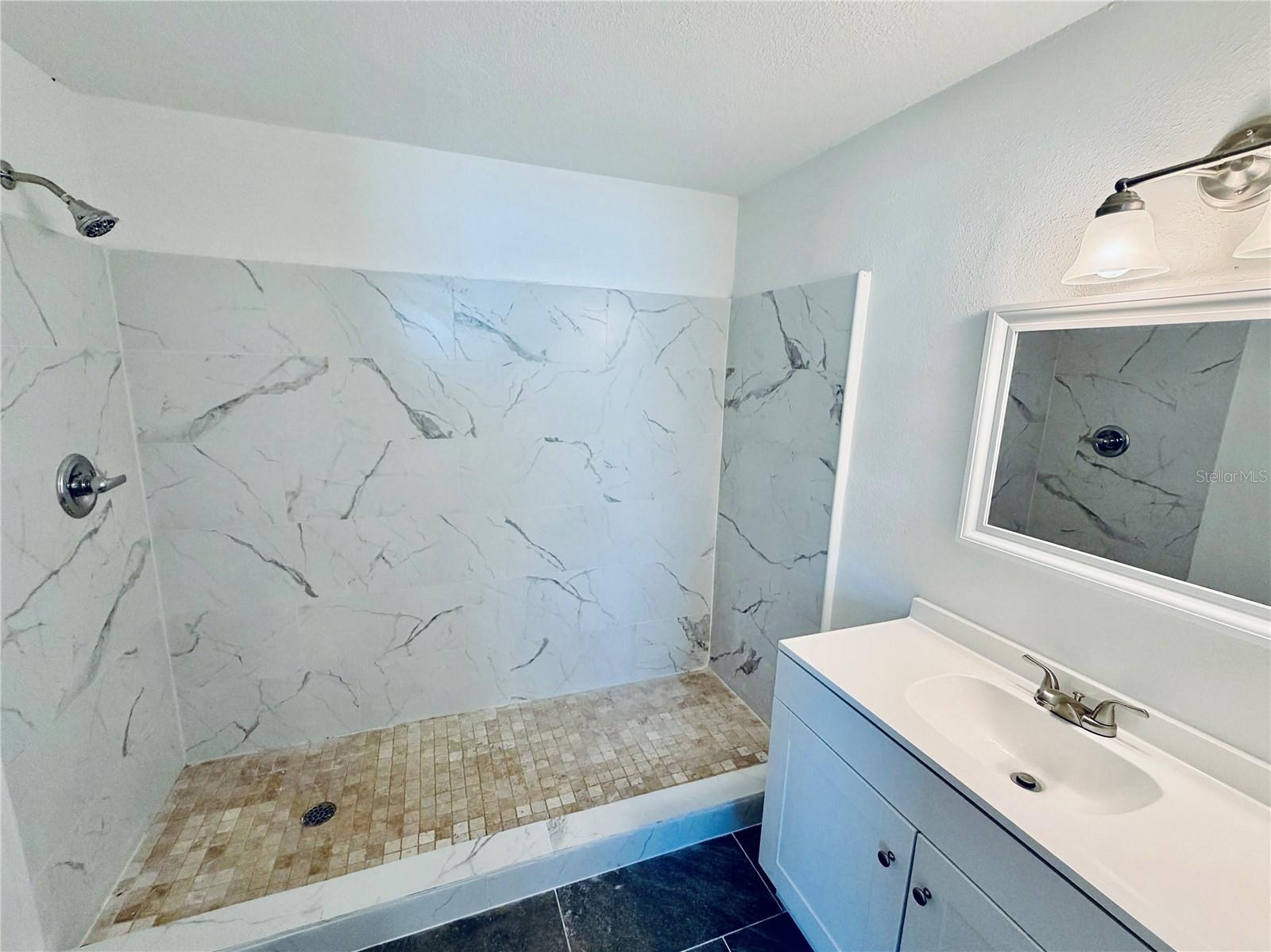 Image 17 of 24 For 249 Mount Vernon Drive