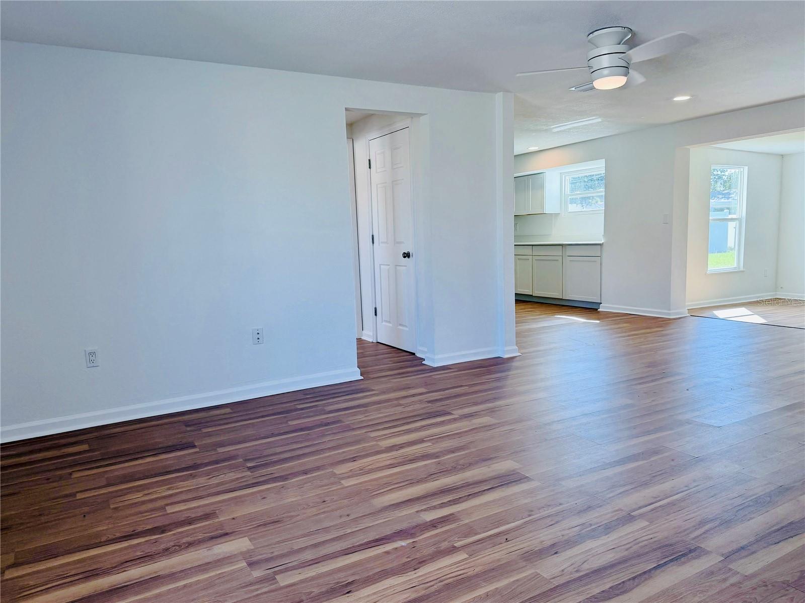 Image 4 of 24 For 249 Mount Vernon Drive