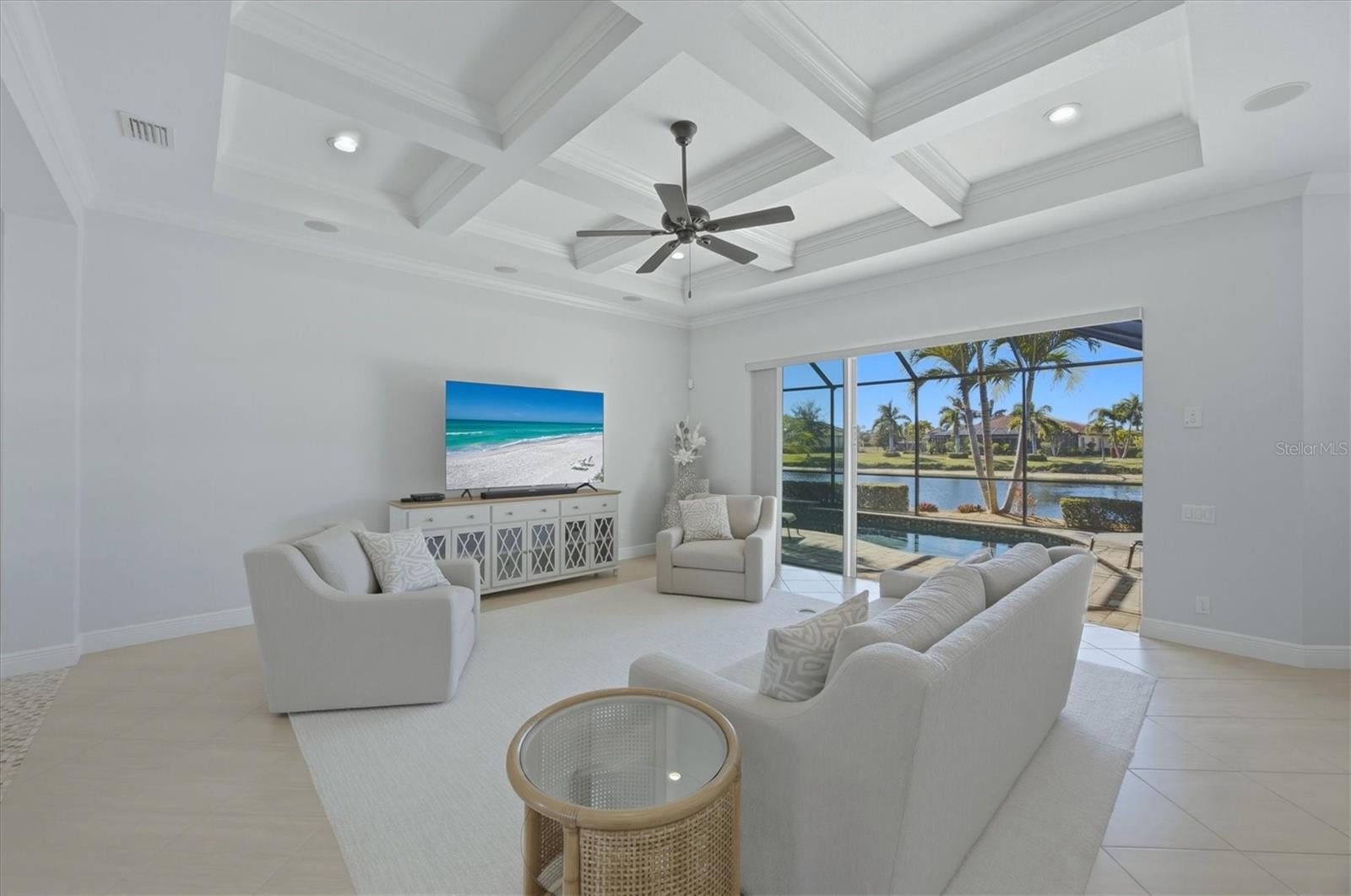 Listing photo id 14 for 20123 Passagio Drive