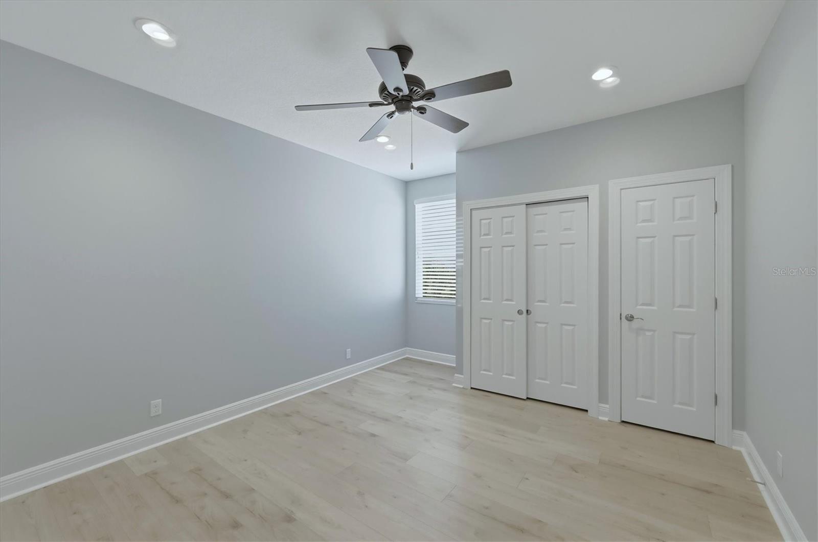 Listing photo id 31 for 20123 Passagio Drive