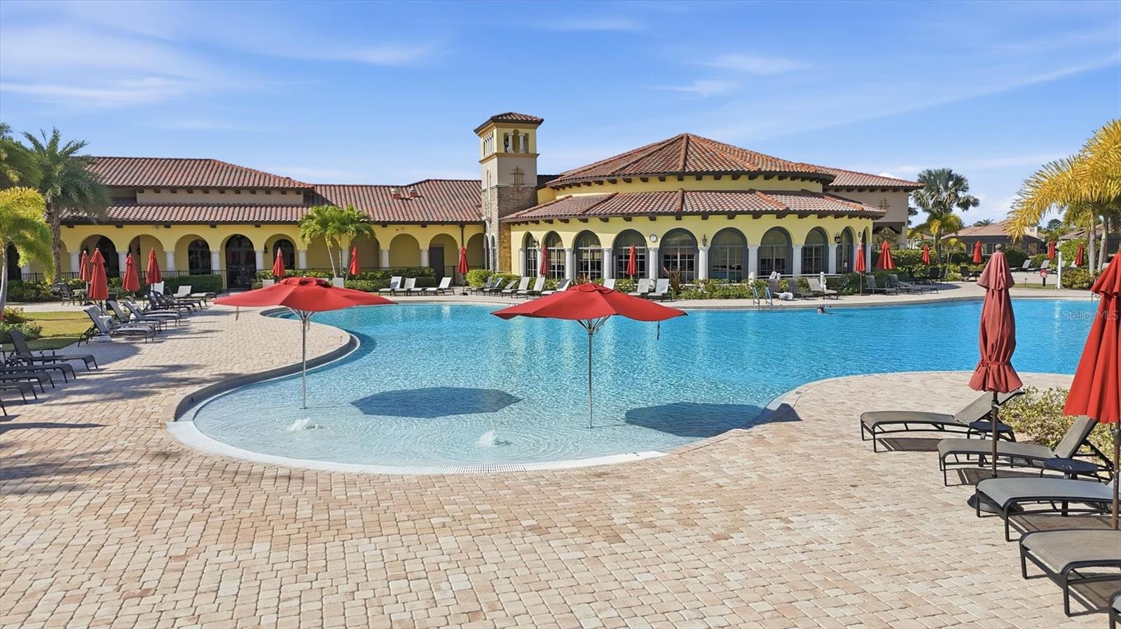 Listing photo id 73 for 20123 Passagio Drive