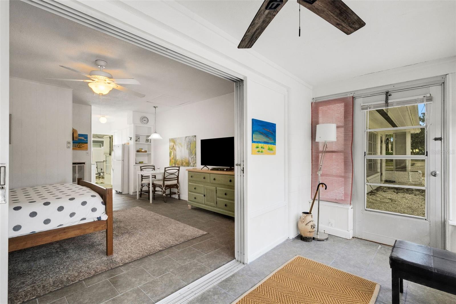 Listing photo id 54 for 531 Granada Avenue