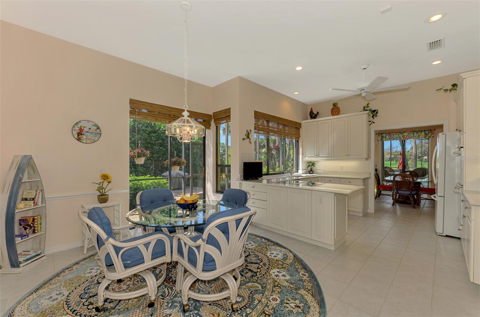 Image 22 of 92 For 9 Saint John Boulevard