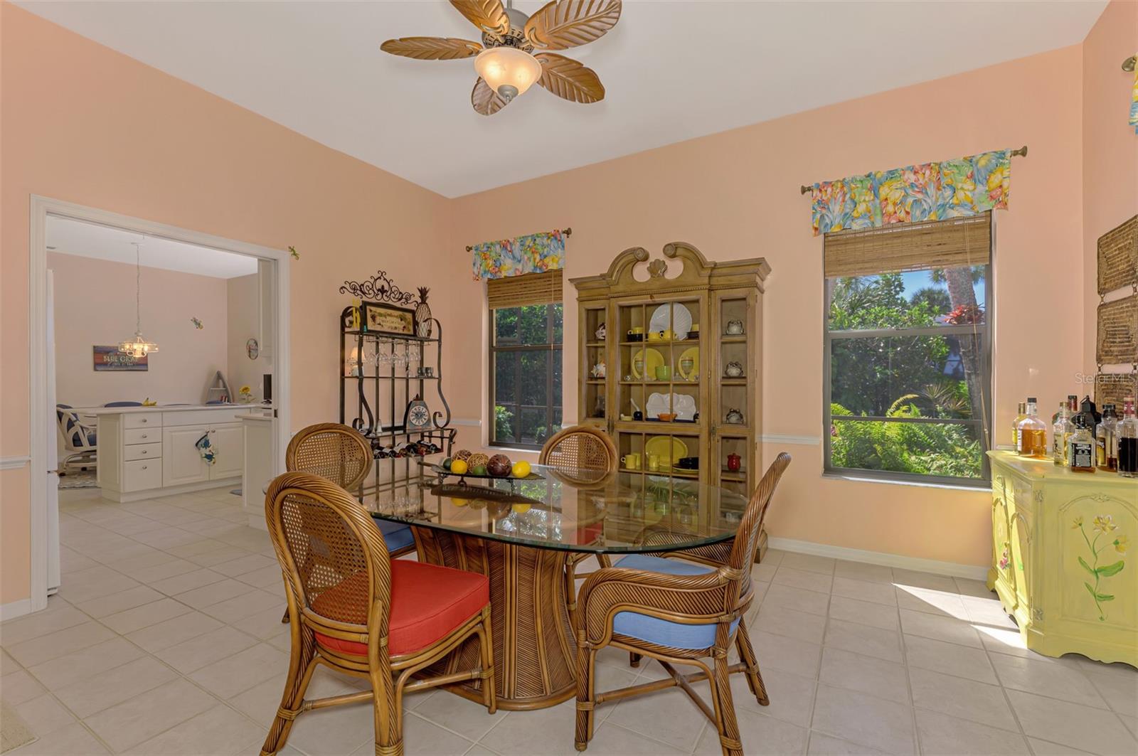 Image 24 of 92 For 9 Saint John Boulevard