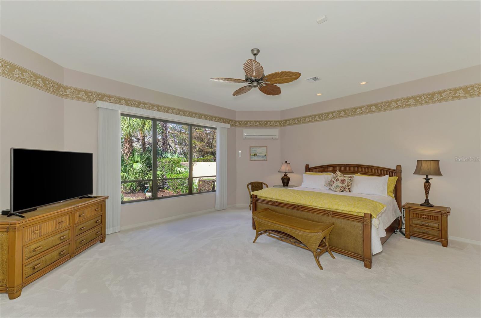 Image 28 of 92 For 9 Saint John Boulevard