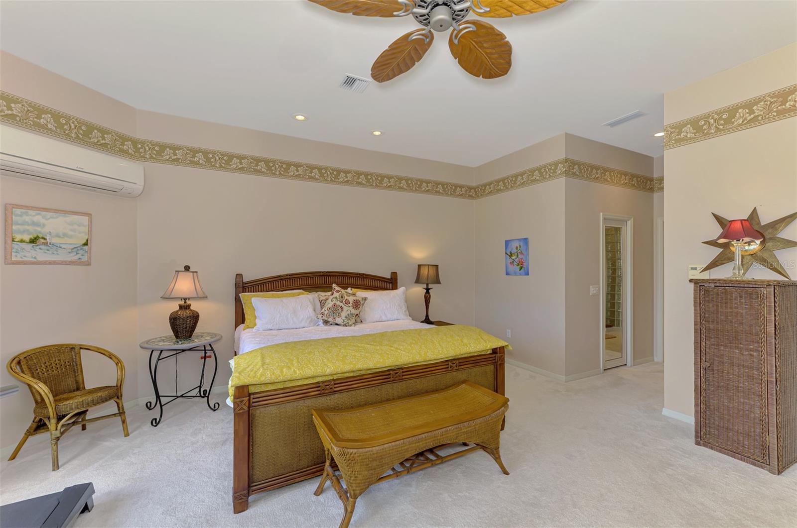 Image 31 of 92 For 9 Saint John Boulevard