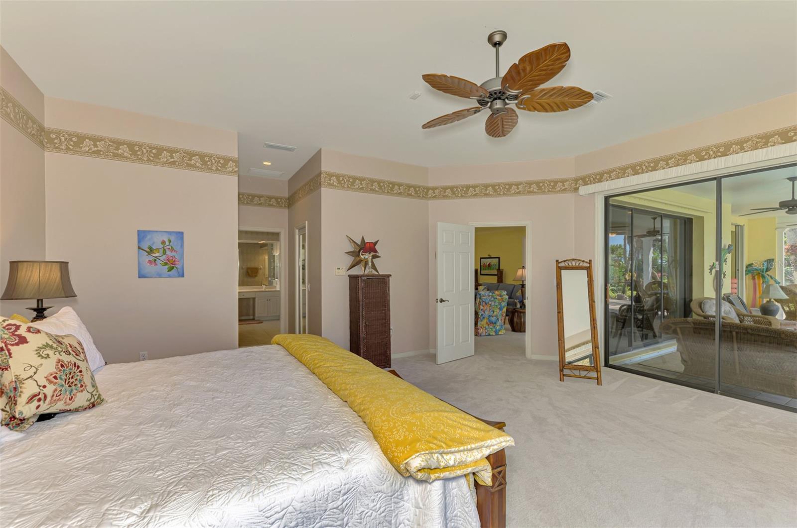 Image 32 of 92 For 9 Saint John Boulevard