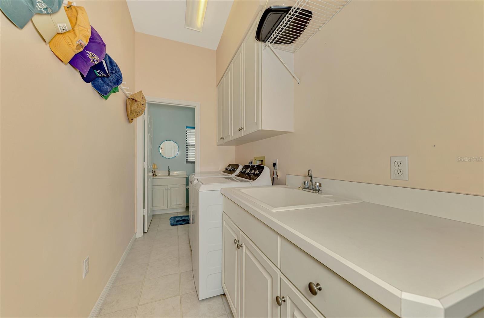 Image 44 of 92 For 9 Saint John Boulevard