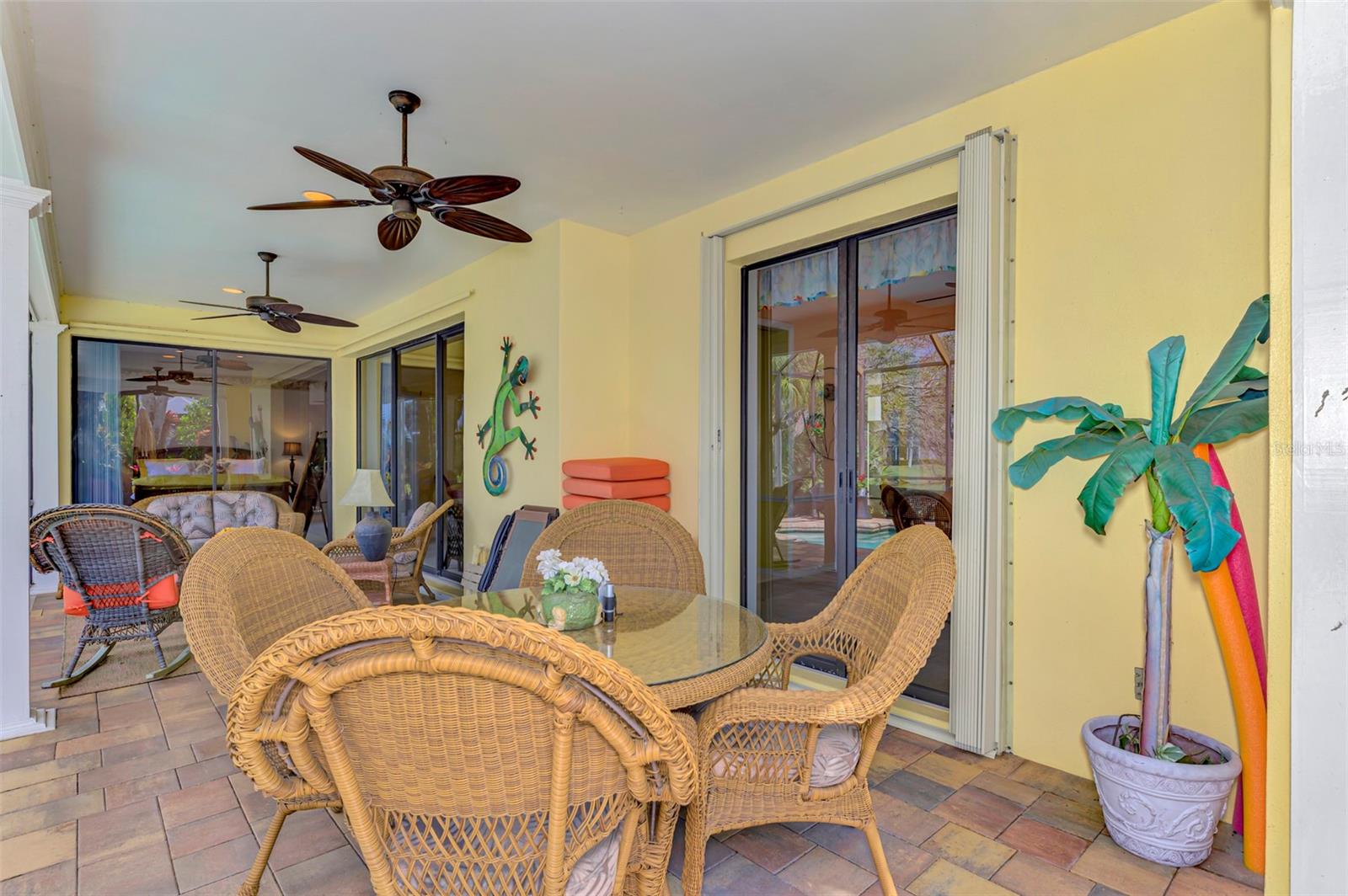 Image 48 of 92 For 9 Saint John Boulevard