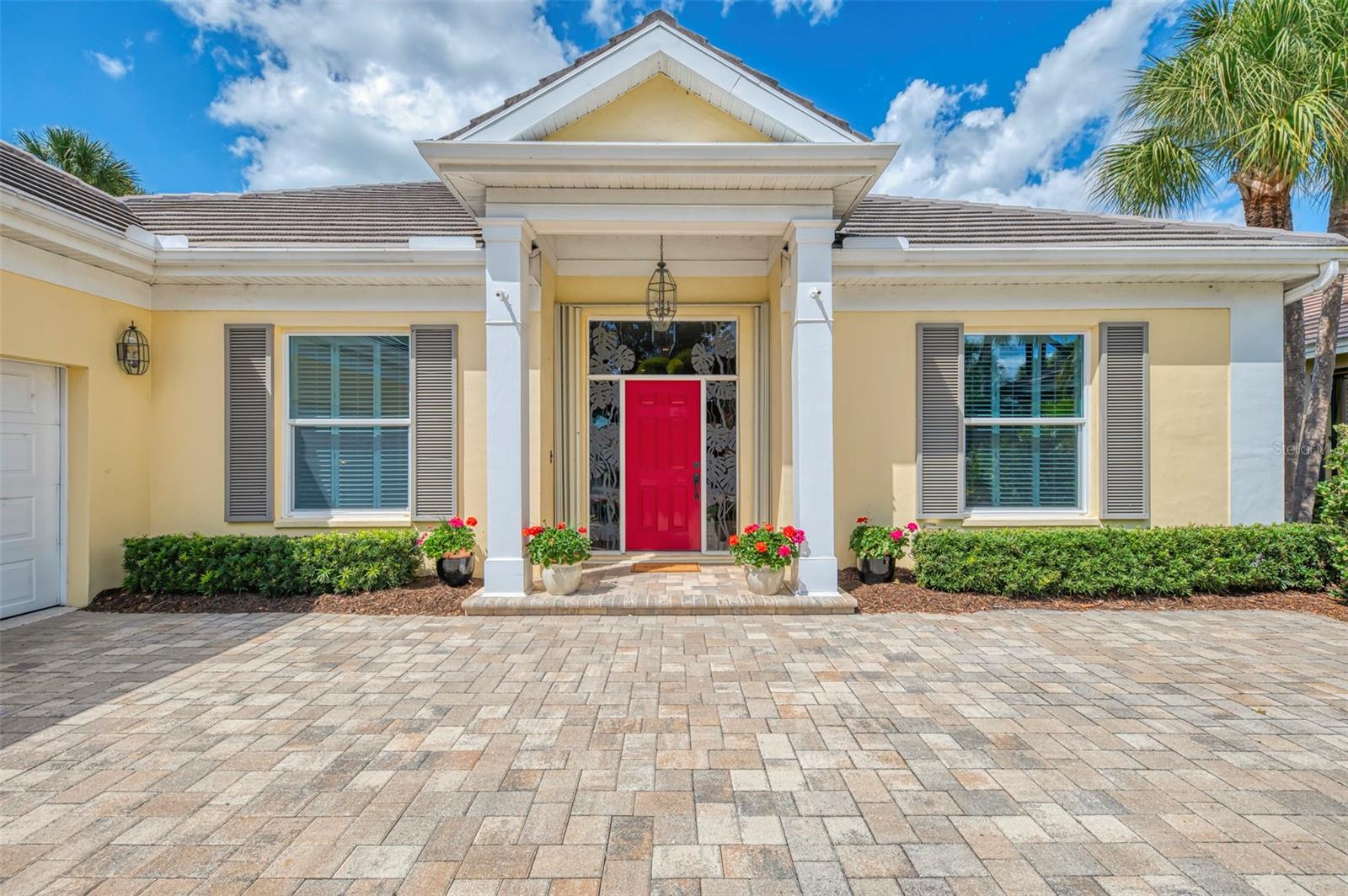 Image 5 of 92 For 9 Saint John Boulevard