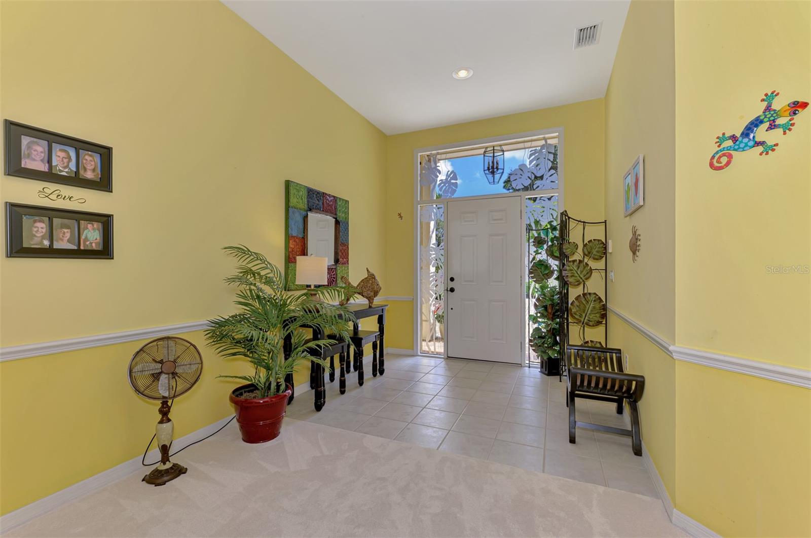 Image 7 of 92 For 9 Saint John Boulevard