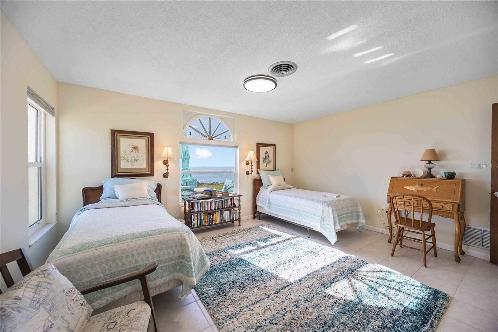 Image 12 of 56 For 7430 Manasota Key Road