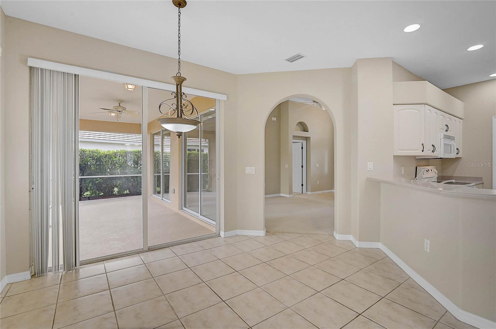 Image 10 of 51 For 4356 Corso Venetia Boulevard