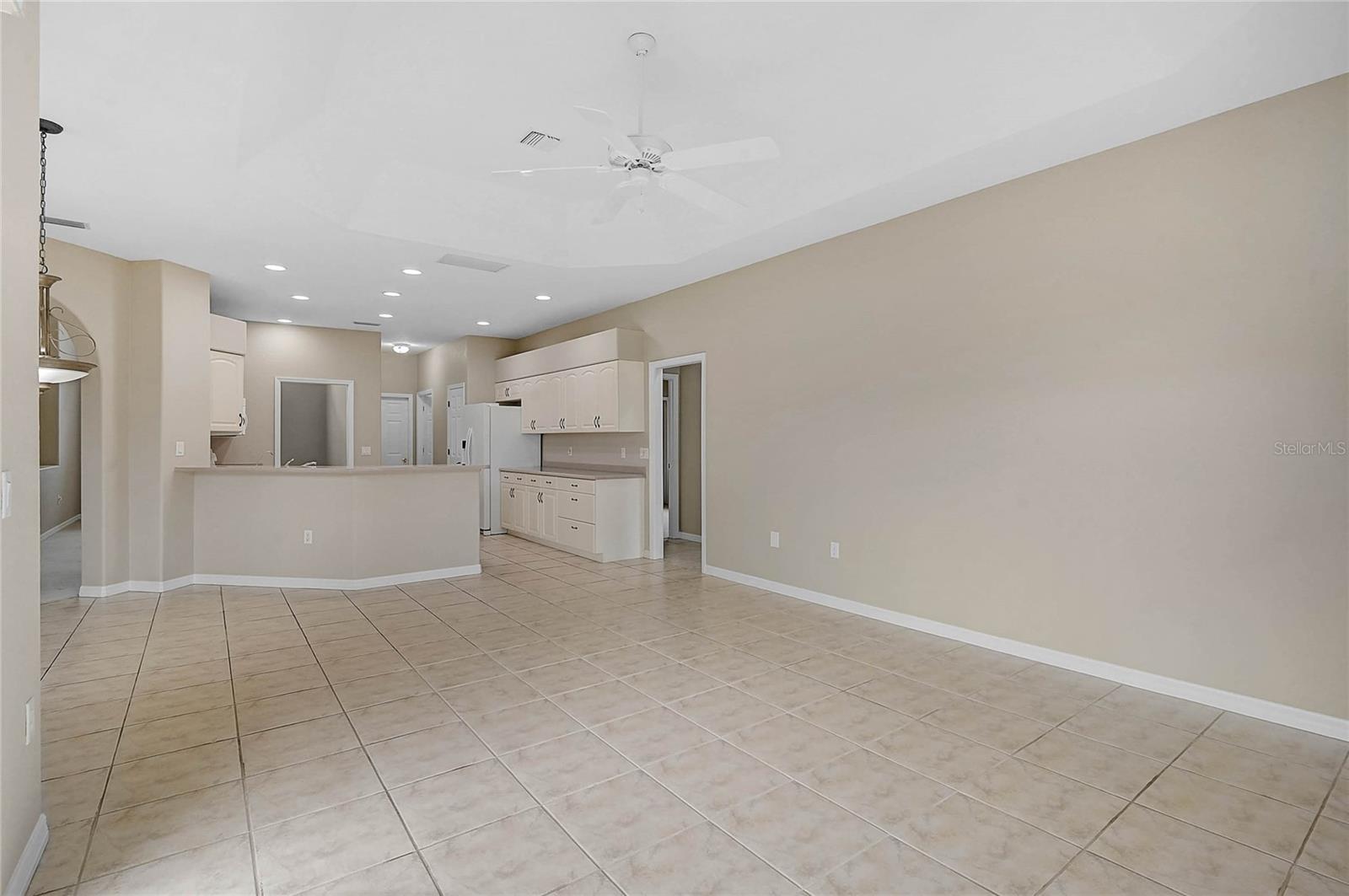 Image 18 of 51 For 4356 Corso Venetia Boulevard