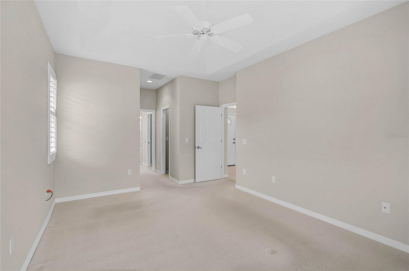 Image 21 of 51 For 4356 Corso Venetia Boulevard