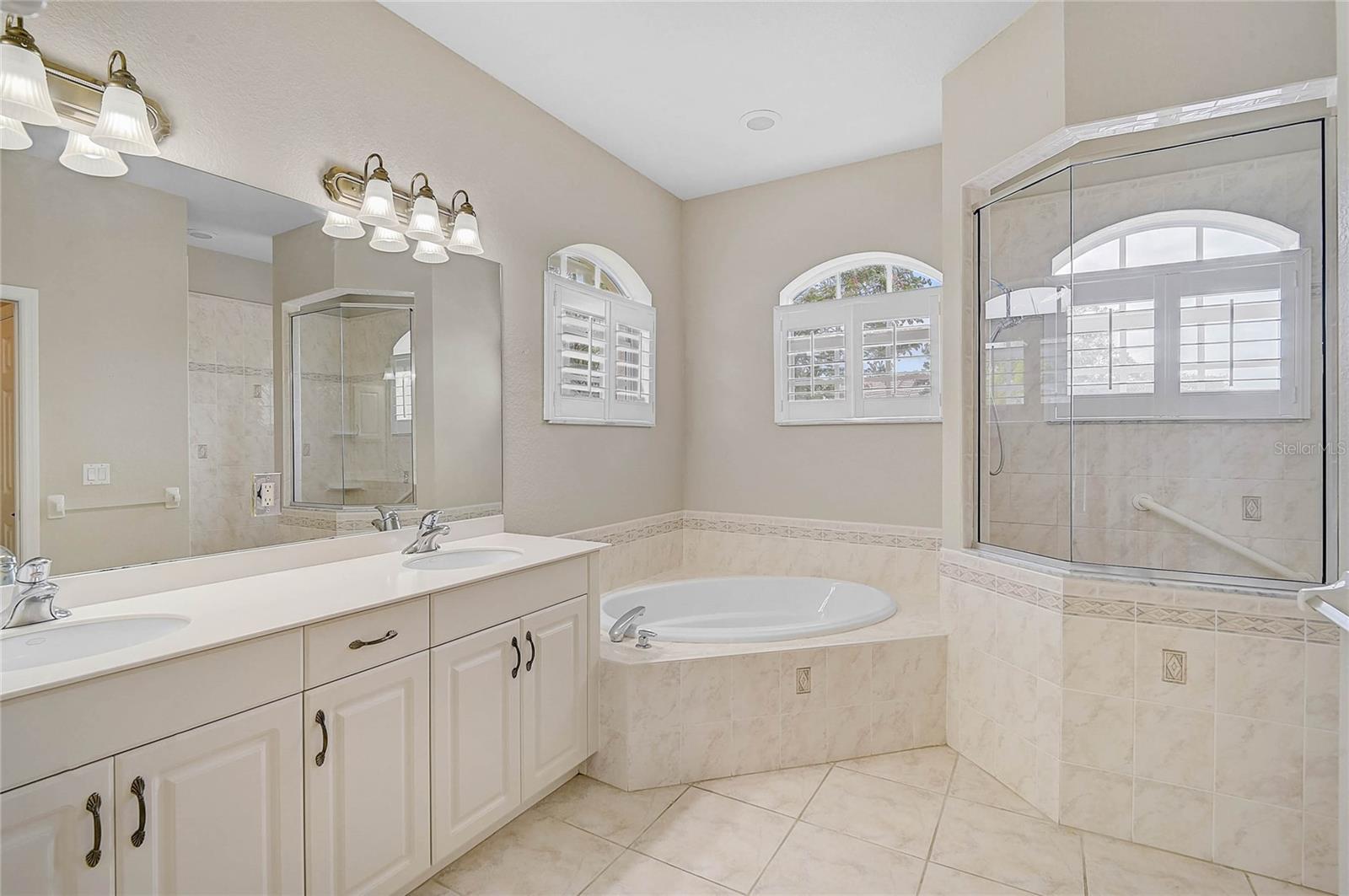 Image 22 of 51 For 4356 Corso Venetia Boulevard