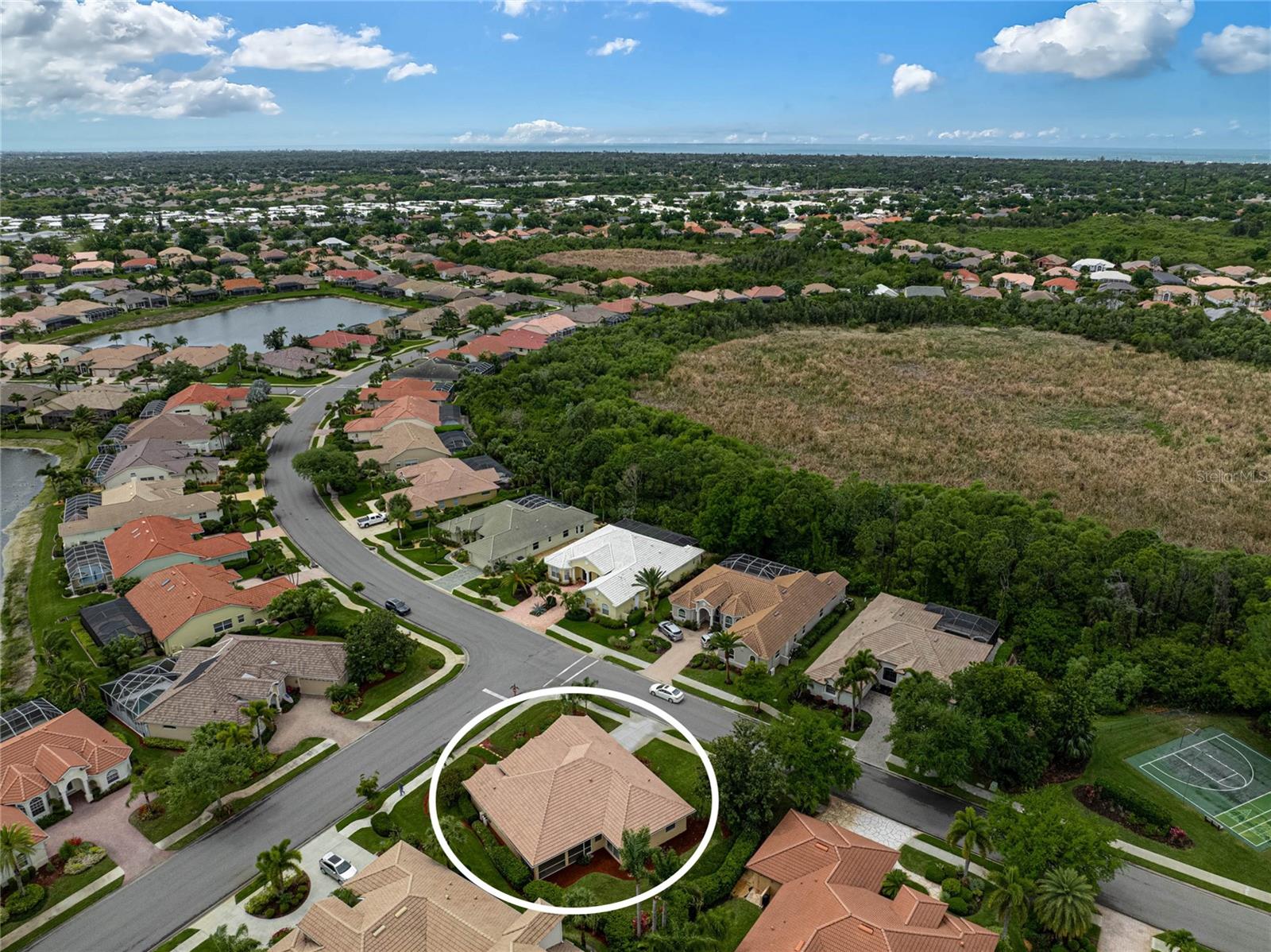 Image 42 of 51 For 4356 Corso Venetia Boulevard