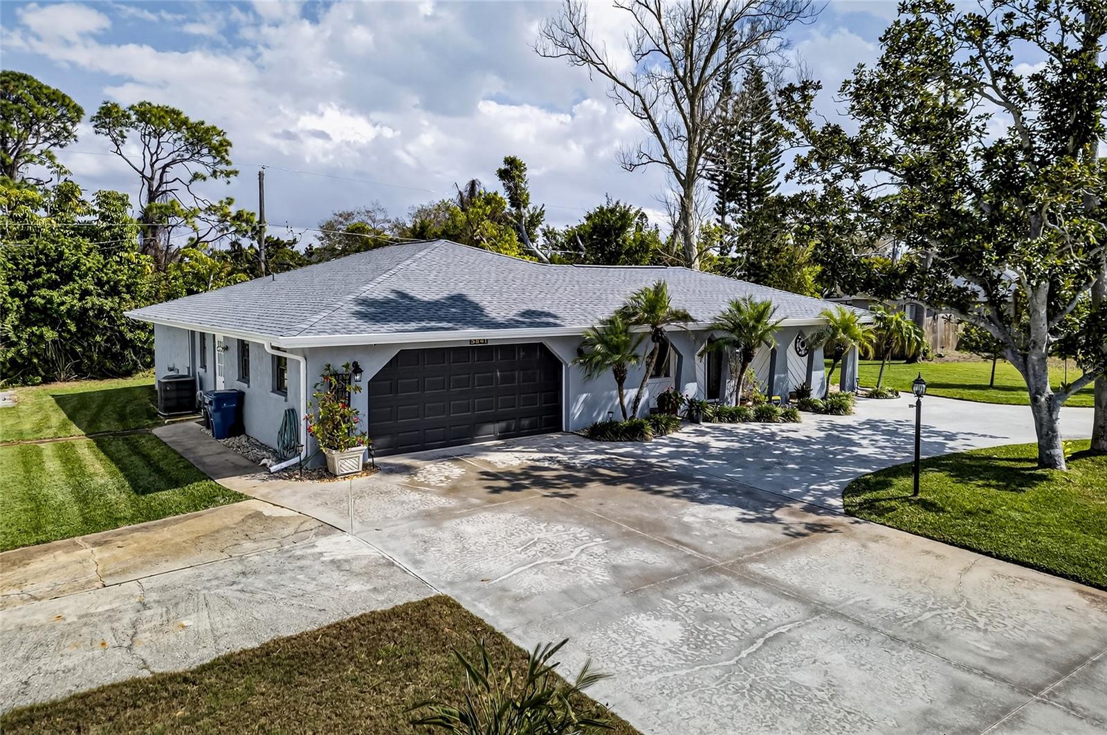 Details for 5841 Osprey Road, VENICE, FL 34293