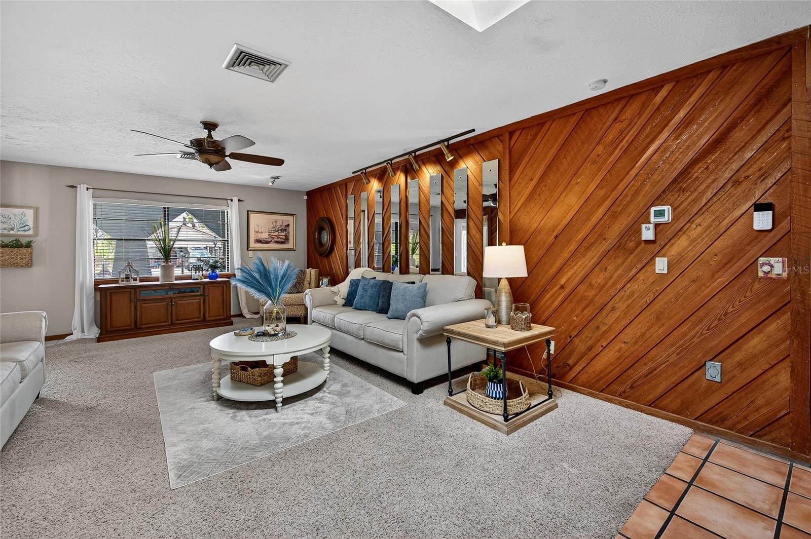 Image 28 of 74 For 5841 Osprey Road