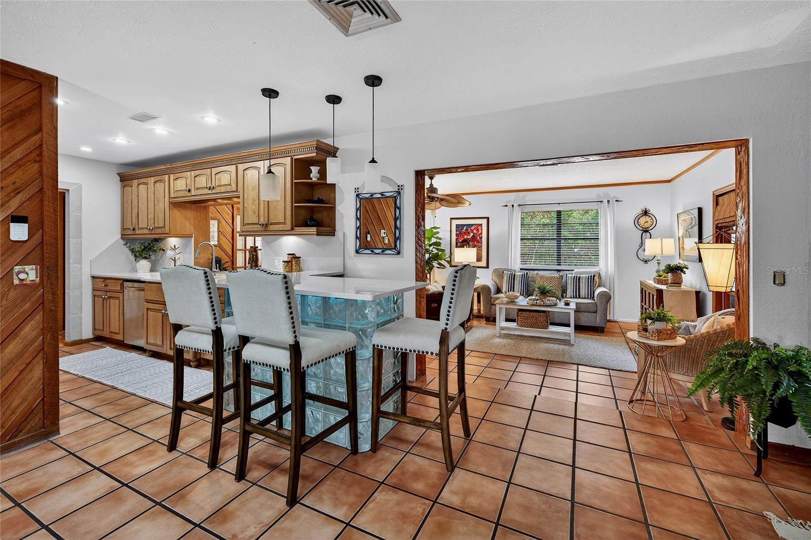 Image 31 of 74 For 5841 Osprey Road