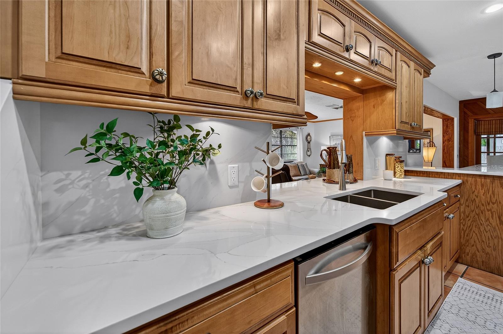 Image 35 of 74 For 5841 Osprey Road