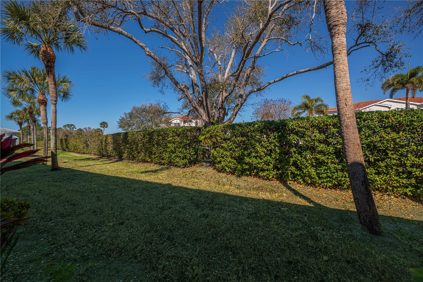 Image 36 of 55 For 1041 Capri Isles Boulevard 104