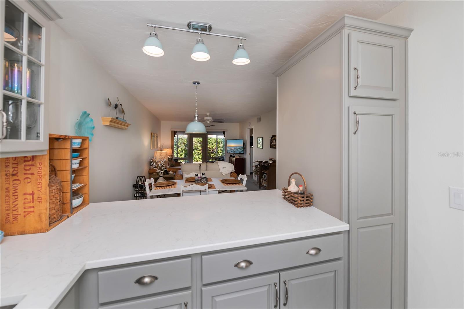 Image 5 of 55 For 1041 Capri Isles Boulevard 104