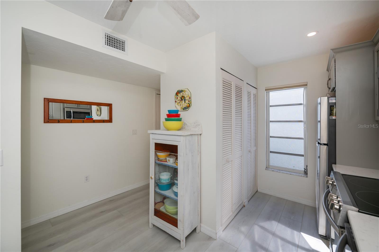 Image 9 of 55 For 1041 Capri Isles Boulevard 104