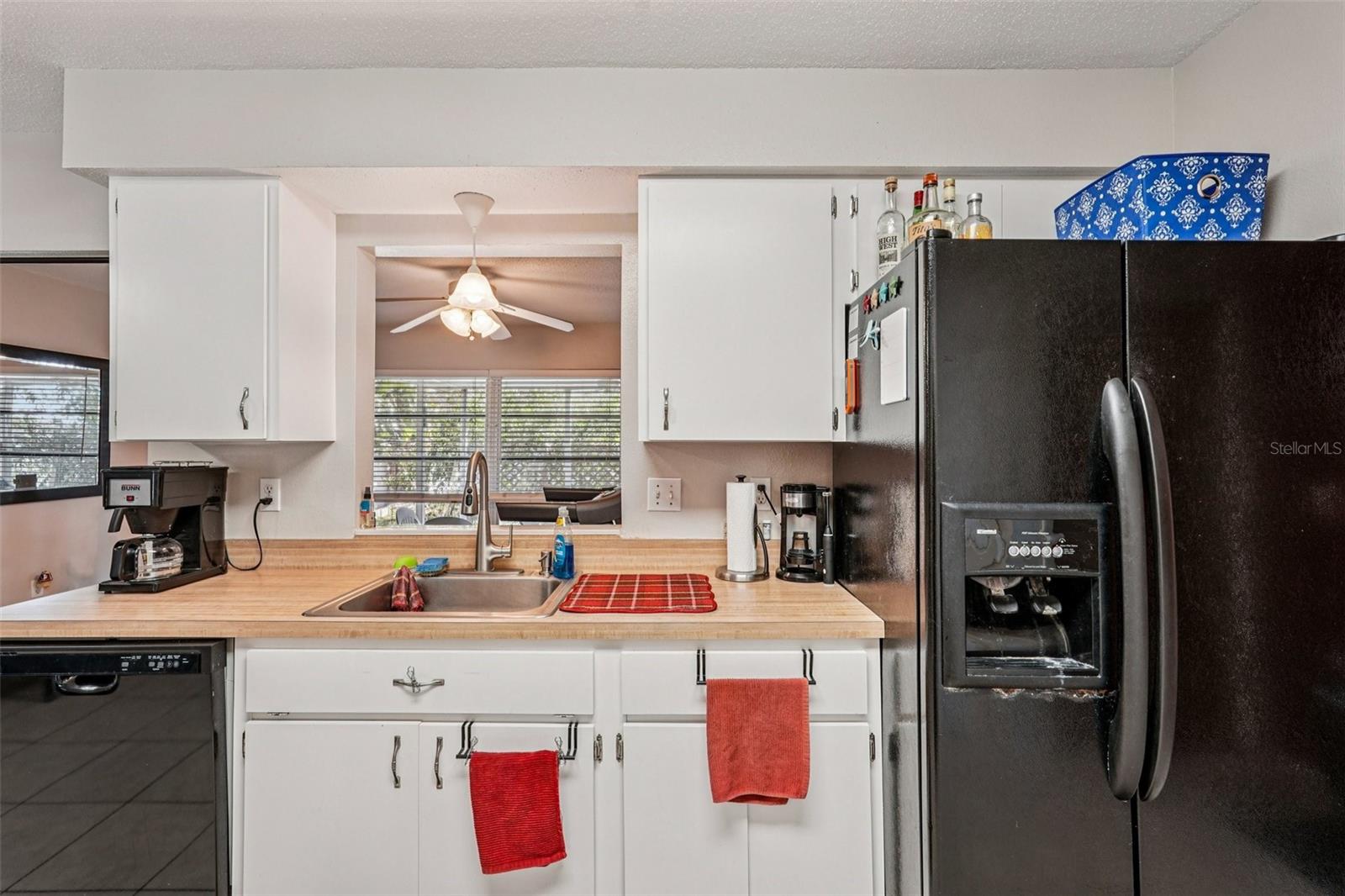 Image 14 of 33 For 651 Porpoise Road