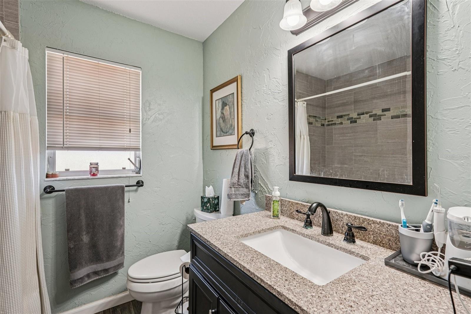 Image 18 of 33 For 651 Porpoise Road