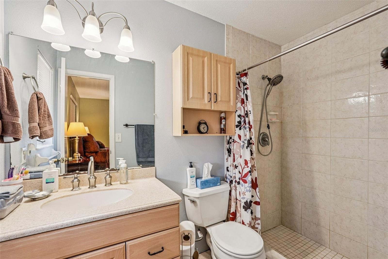 Image 23 of 33 For 651 Porpoise Road