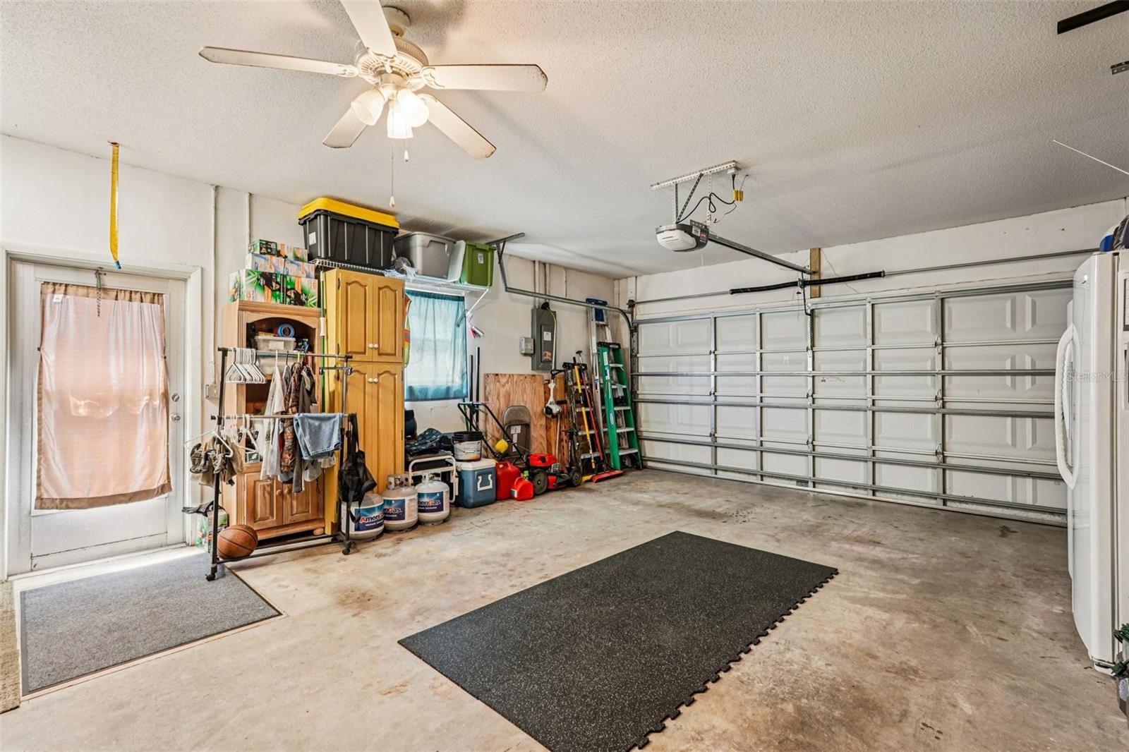 Image 29 of 33 For 651 Porpoise Road