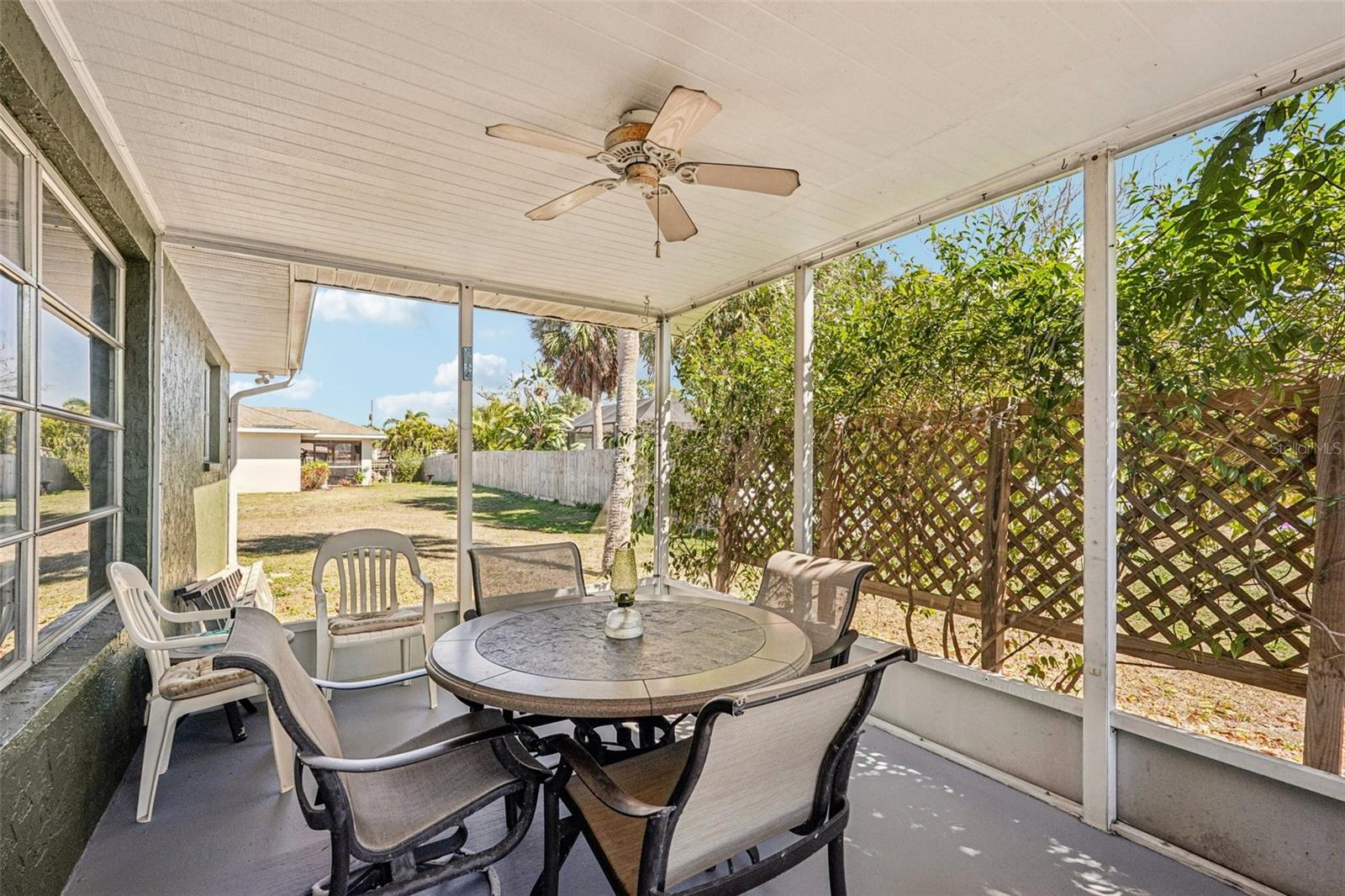 Image 30 of 33 For 651 Porpoise Road